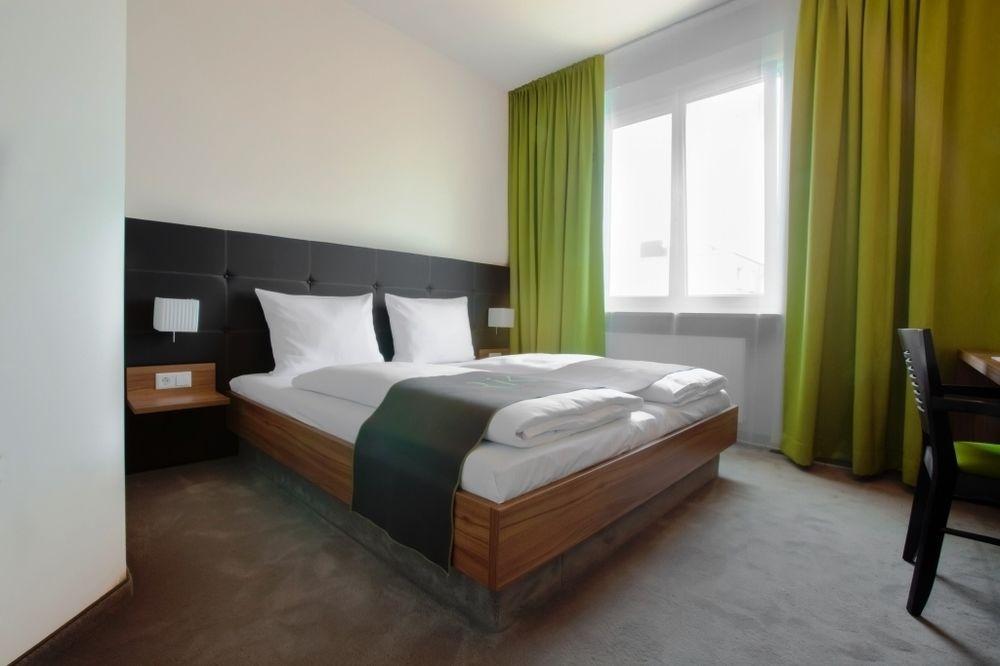 RiKu HOTEL Neu-Ulm Extérieur photo