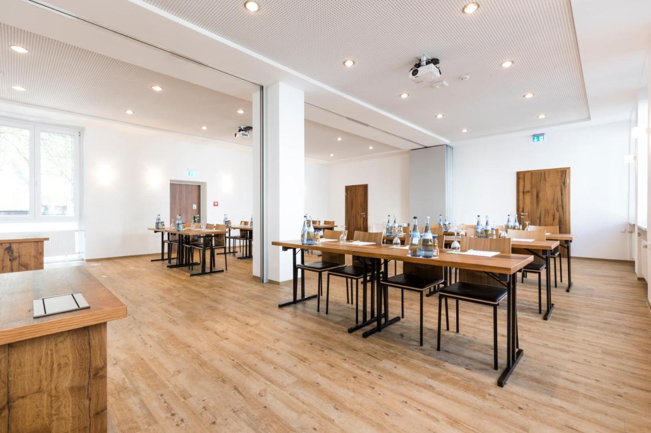 RiKu HOTEL Neu-Ulm Extérieur photo