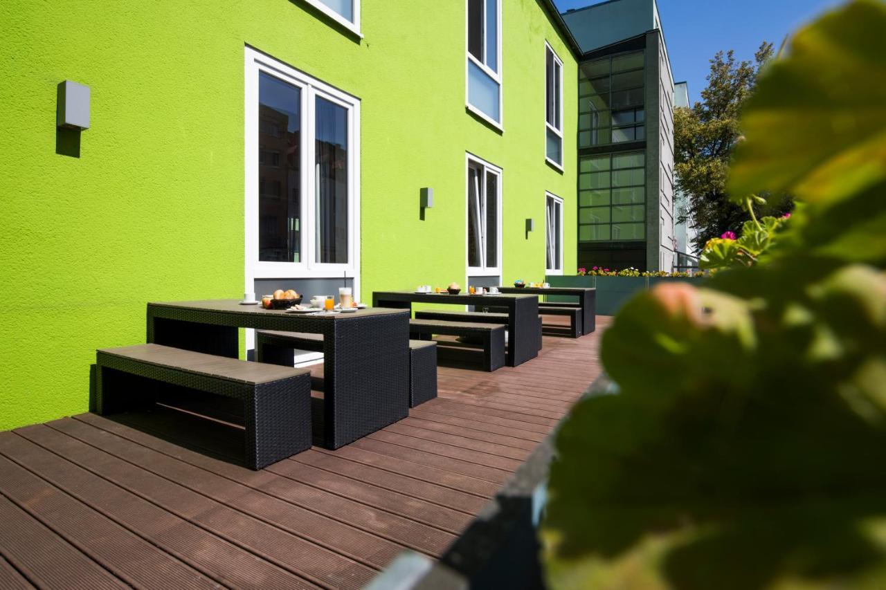 RiKu HOTEL Neu-Ulm Extérieur photo