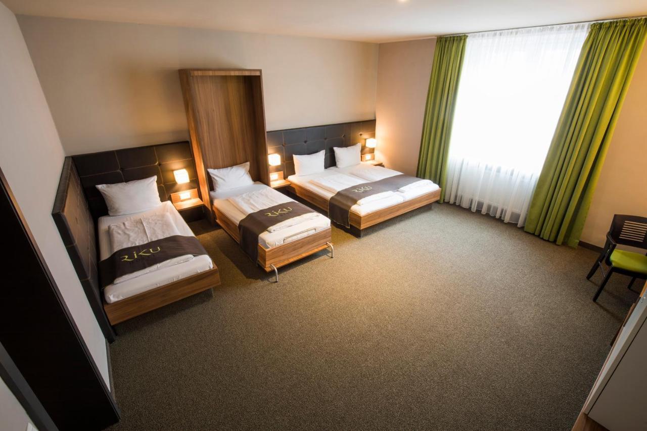RiKu HOTEL Neu-Ulm Extérieur photo