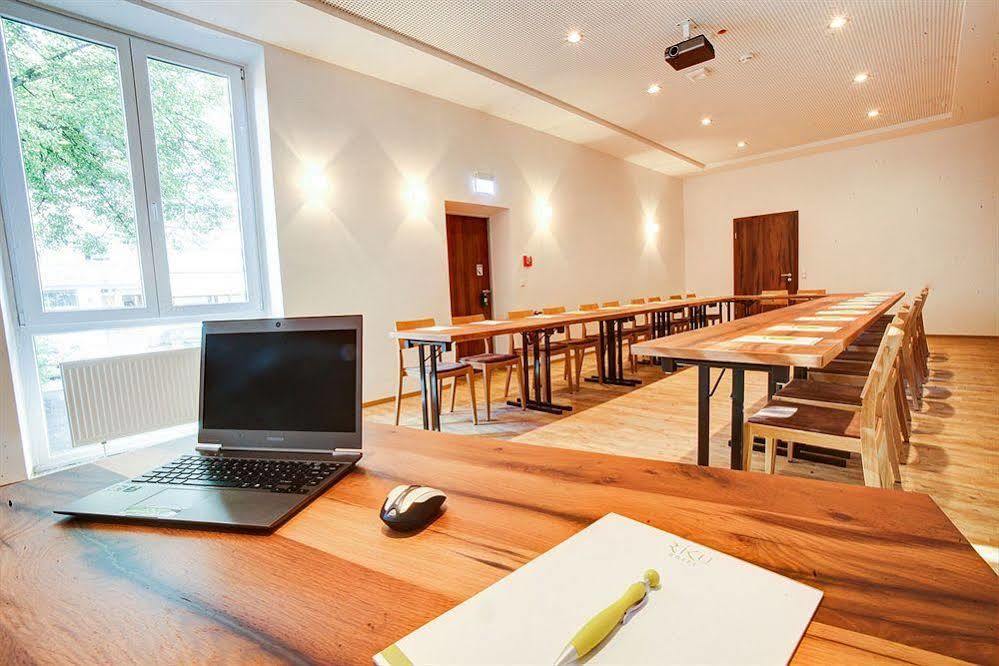RiKu HOTEL Neu-Ulm Extérieur photo